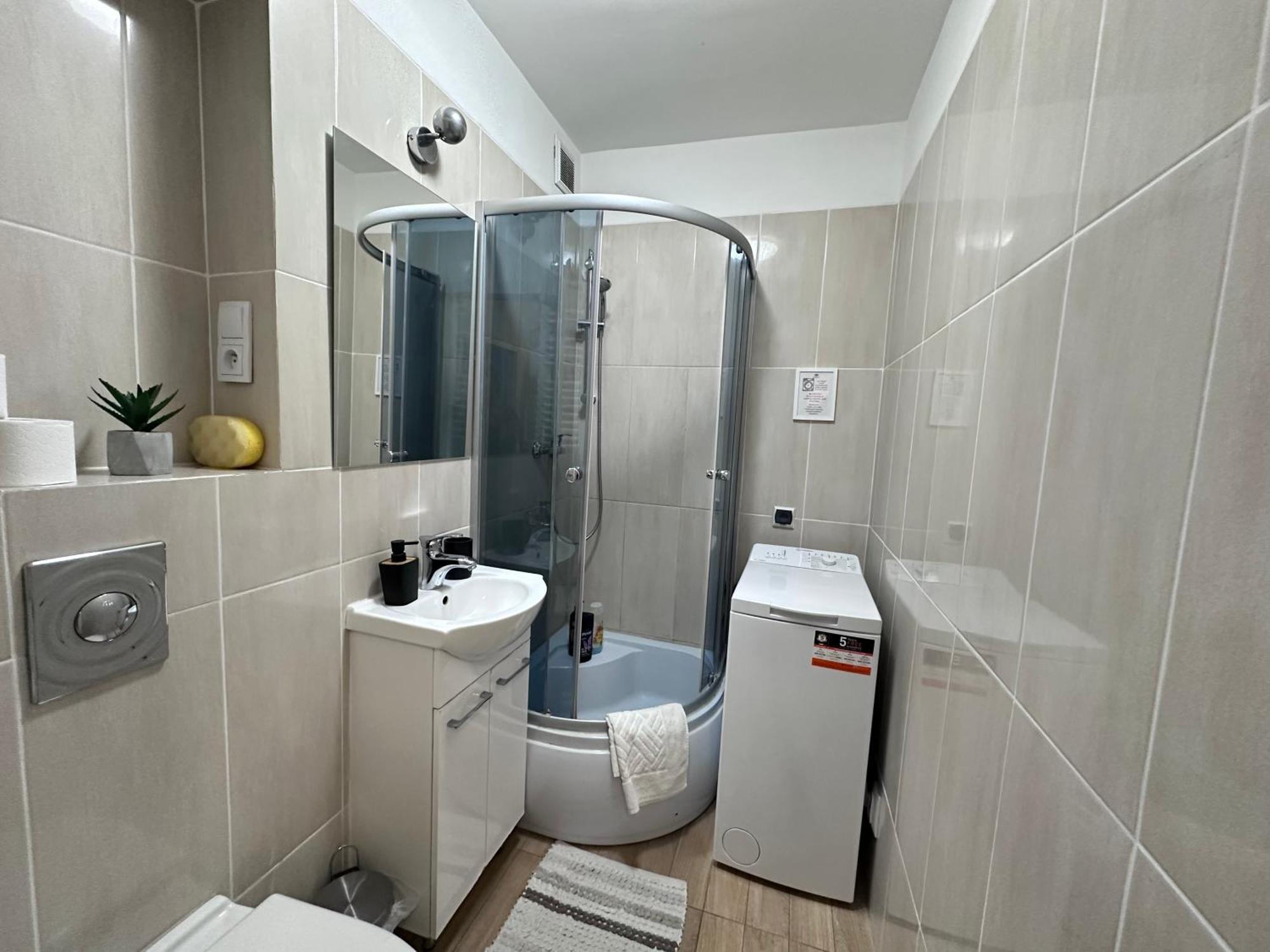 5Centrum Stanislawa Moniuszki10 Wi-Fi 1Gb Sek Варшава Екстериор снимка